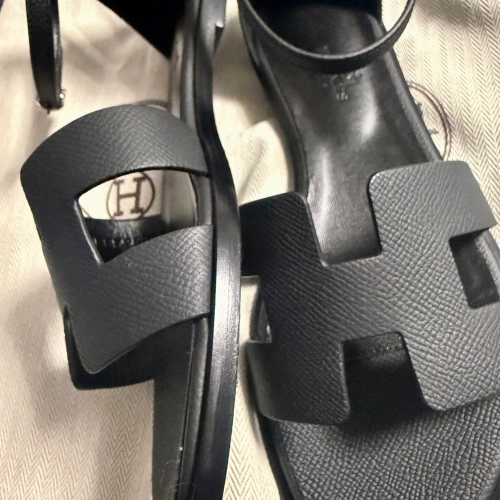 Hermes Santorini Sandals - Picture 5 of 7